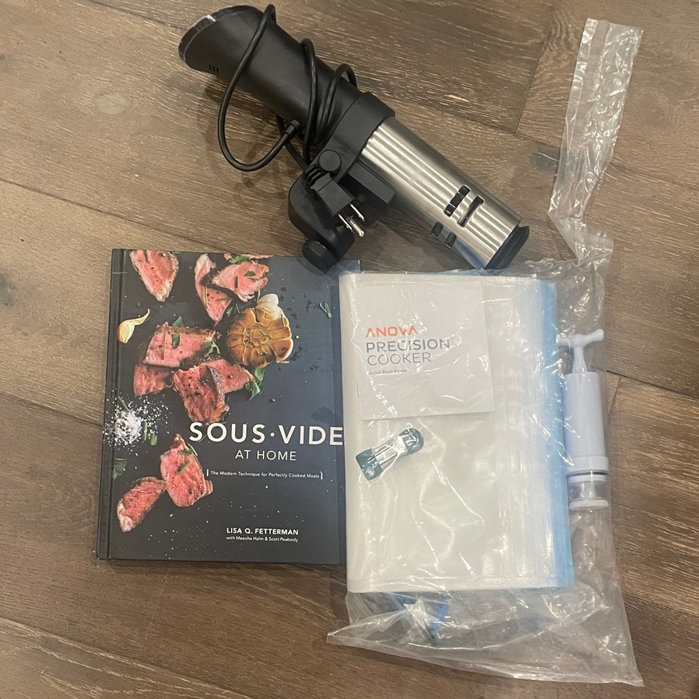 Anova Sous Vide Precision Cooker Set